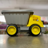 Caminhão basculante carrega e transporta Hape